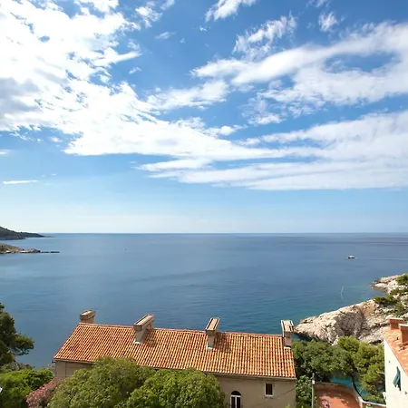 Aurora I * Dubrovnik