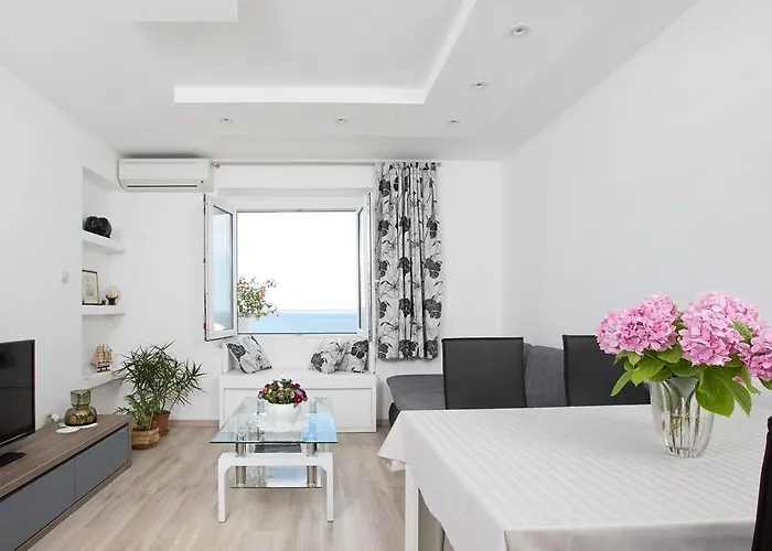 Apartament Aurora I *