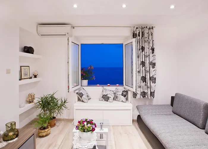 Apartament Aurora I *